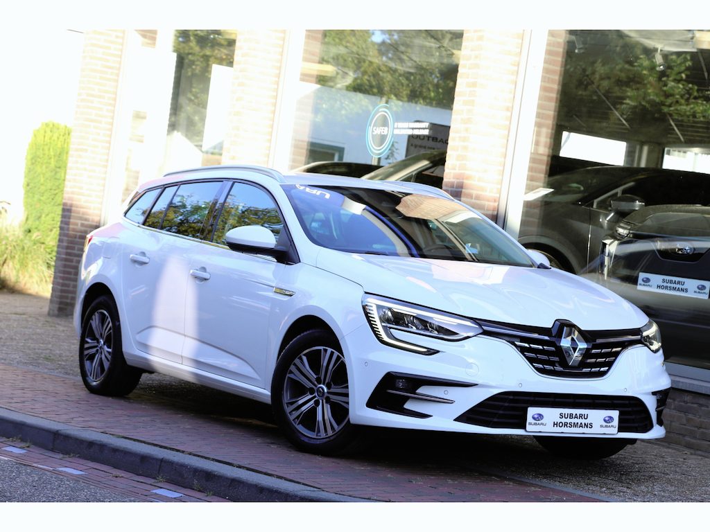 Renault Megane E-Tech Estate 1.6 Plug-In Hybrid 160 Intens Navi HuD Camera