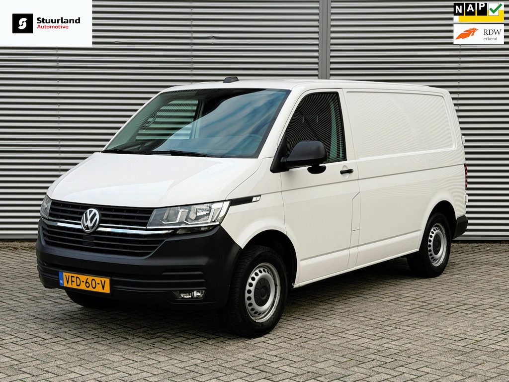 Volkswagen Transporter 2.0 TDI L1H1 150pk Airco/ Cruise/ Trekhaak/ PDC/ Carplay/ Euro 6/