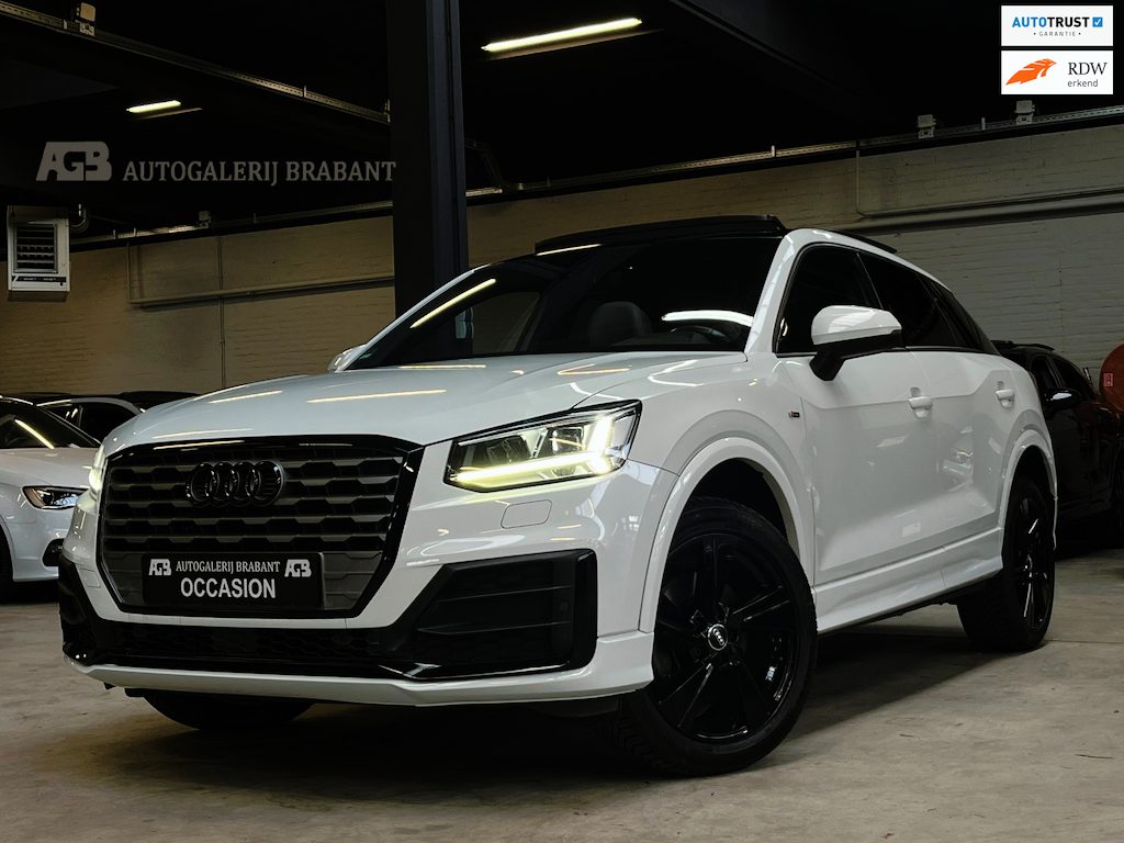 Audi Q2 1.4 TFSI COD S-line Pano/Automaat/Camera