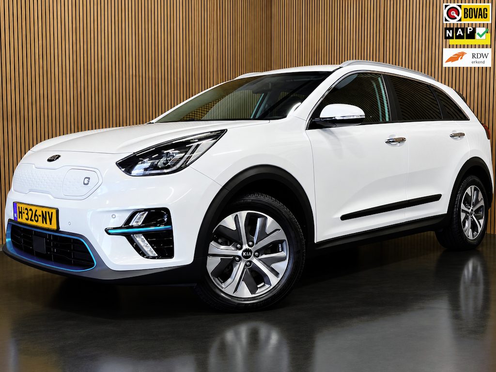 Kia Niro EV E-Niro ExecutiveLine 64 kWh|100%SOH|LEDER|MEMORY|JBL|ACC|CARPLAY|CAMERA|STUURVERW|STOELVERW+VENT V+A|IN.BTW|1 EIG|NL-AUTO|NAP|