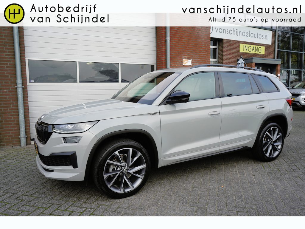 Skoda Kodiaq 1.5 TSI 150PK SPORTLINE BUSINESS 7P 7ST ORIGINEEL NEDERLANDS FULL LED 20INCH ELECTR.TREKHAAK ALCANTARA/LEDER ELECTR.STOEL+MEMORY STOEL/STUUR/VOORRUITVERWARMING ADAPTIEVE CRUISE CAMERA ANDROID/APPLECARPLAY NAVI ENZ...