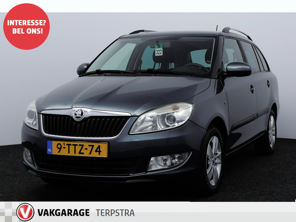 Skoda Fabia Combi 1.2 TSI Drive/ Trekhaak/ 15'' LMV/ Navi/ Airco/ Cruise/ Elek. pakket/ Isofix/ Armsteun/ Multi. LEDER. Stuur/ Mistl./ PDC/ Extra getint glas/ Dakrails.