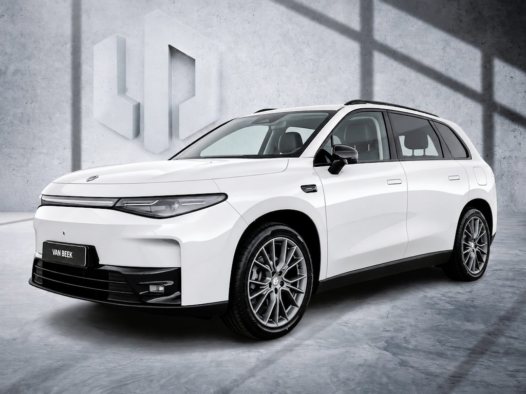 Leapmotor C10 Design REEV (HYBRID) 28.4 kWh | Black Interieur | Stoel-koeling / verwarming | Adaptive Cruise Control | Leder | Panoramadak
