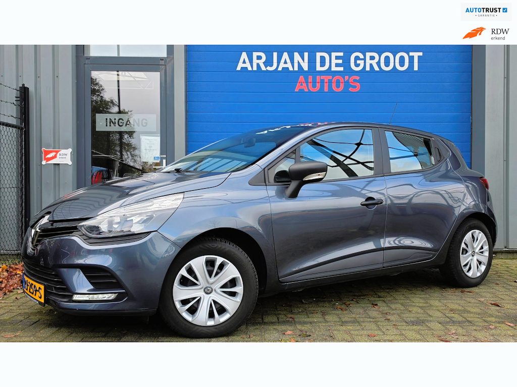 Renault Clio 0.9 TCe Life 90PK Airco Cruise Bleutooth NAP Trekhaak