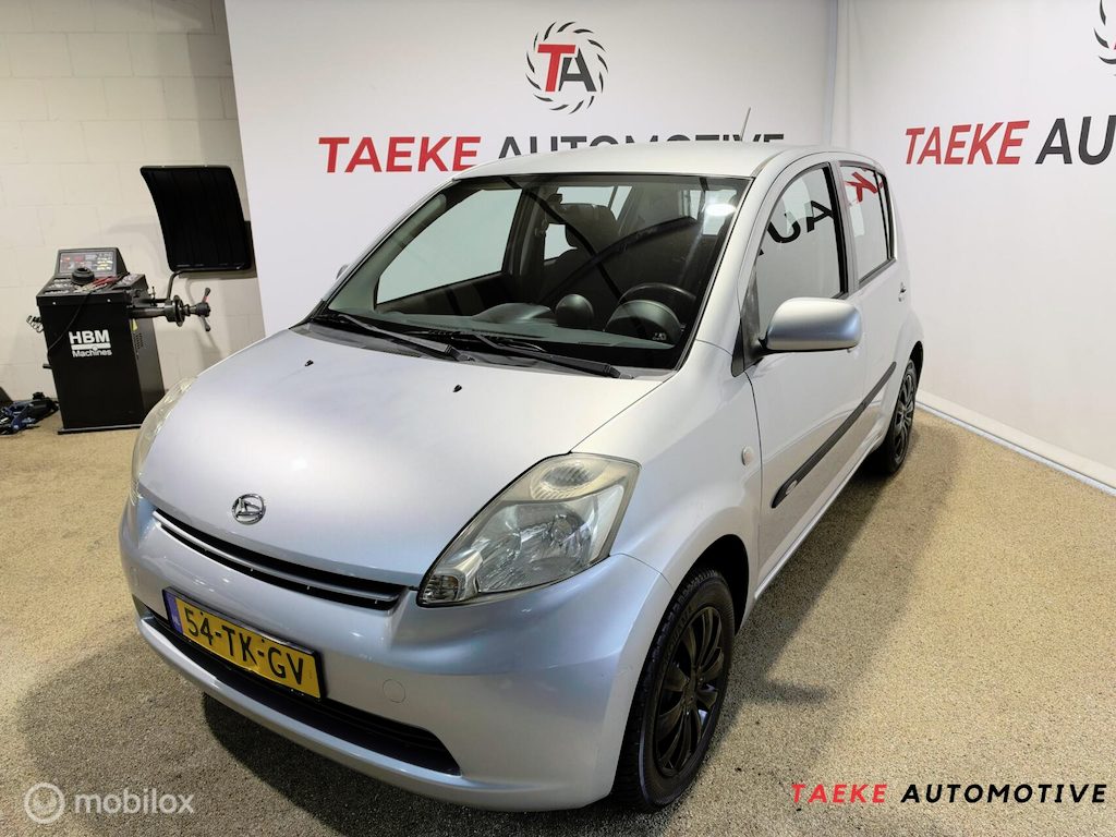 Daihatsu Sirion 2 1.3-16V Comfort AUTOMAAT/AIRCO/NAP
