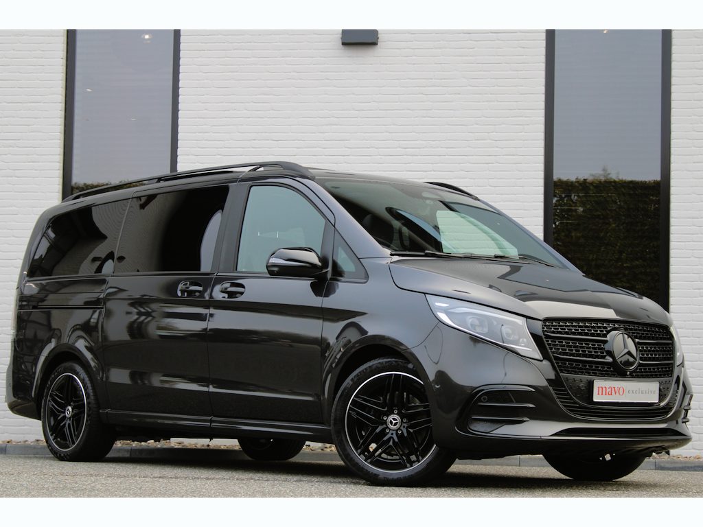 Mercedes-Benz V-klasse 300d / AMG / Exclusive / 4-Matic / DC / Pano / Luchtv / Elec Stoel voor+achter / Burmester / Vol Opties / NIEUWSTAAT