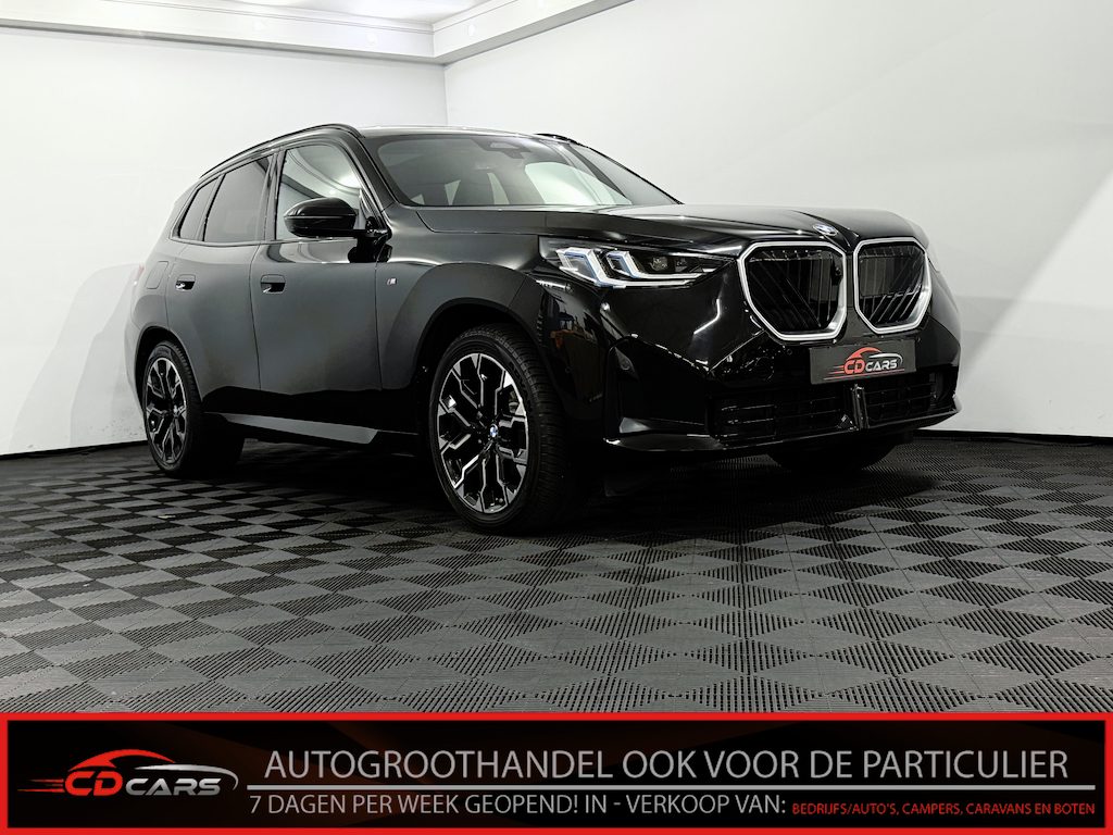 BMW X3 30e xDrive M-Sport Panoramadak, 360 Camera, Head-up display, Harman Kardon, Navi, Elektrische achterklep, Memory stoelen, Stoelverwarming