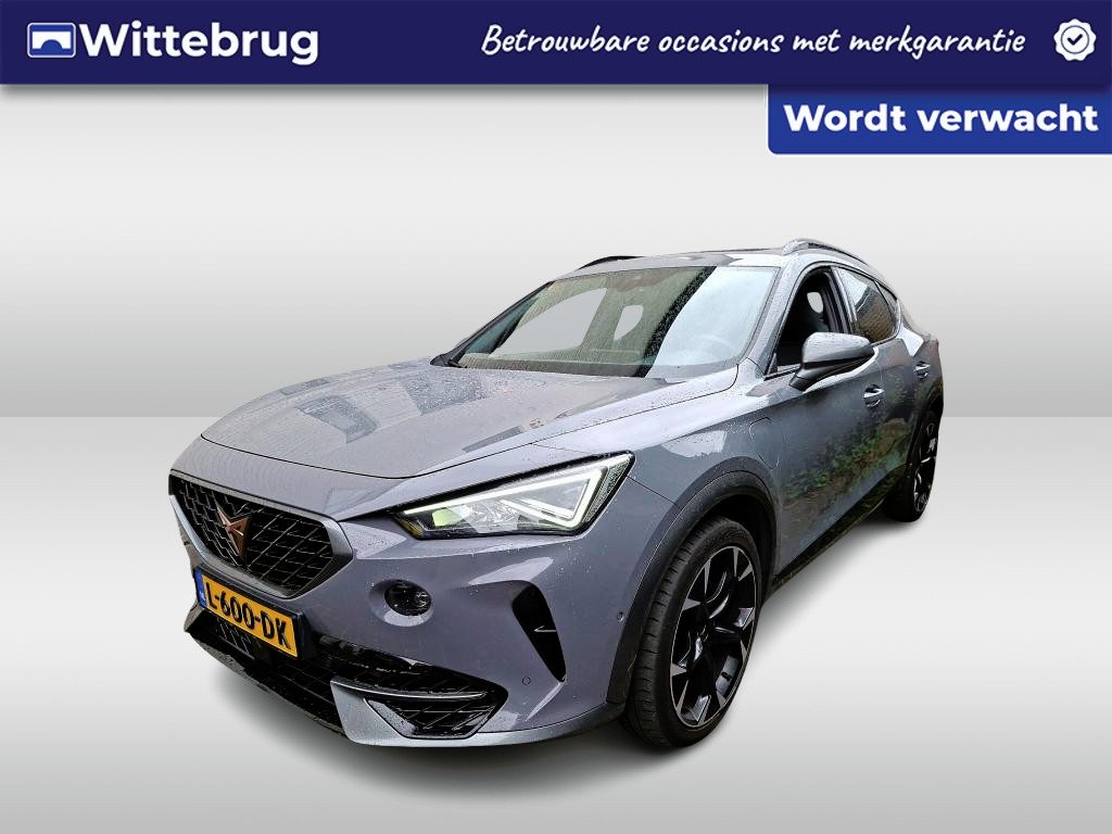 CUPRA Formentor 1.4 e-Hybrid VZ Performance / AUTOMAAT/ PANO/ CAMERA/ PARK. SENSOREN/ STOEL-STUURVERWARM./ ADAPT. CRUISE/ NAVI/ CLIMA/ DAB/ 19" LMV
