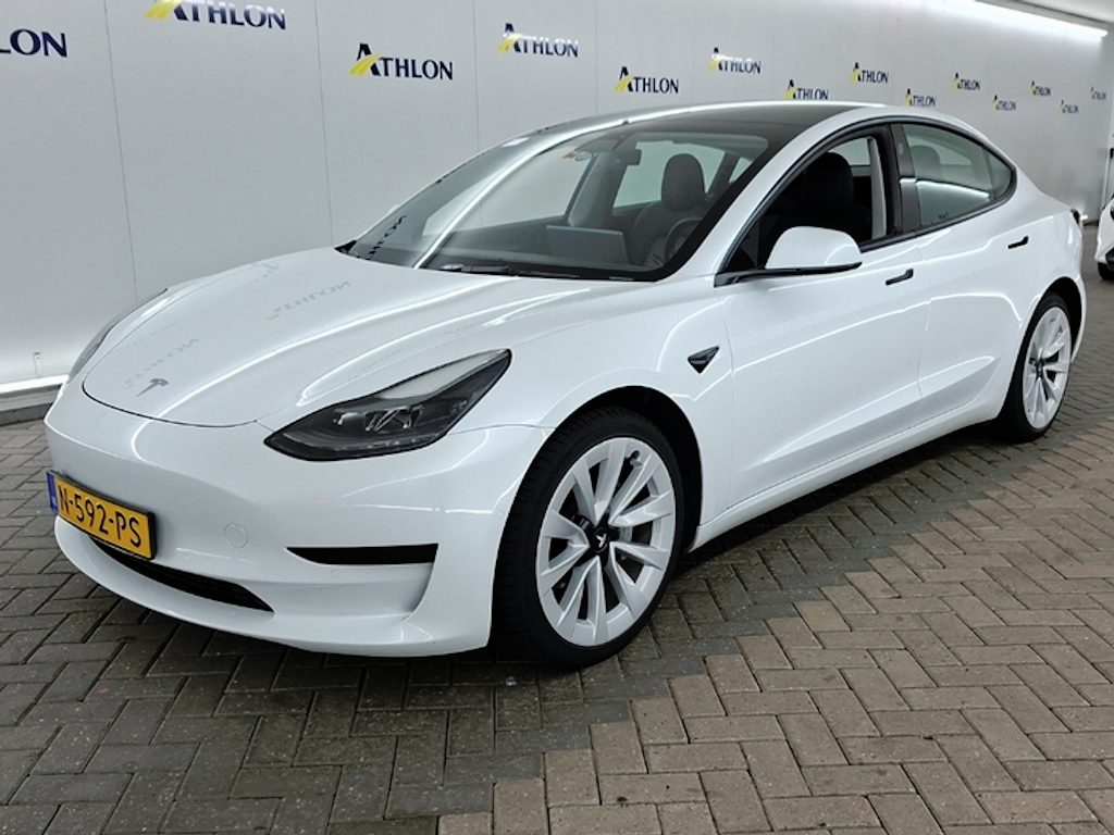 Tesla Model 3 Standard RWD Plus 88,7% SoH FACELIFT [ LFP-ACCU+WARMTEPOMP+AUTOPILOT+PREMIUM AUDIO ]