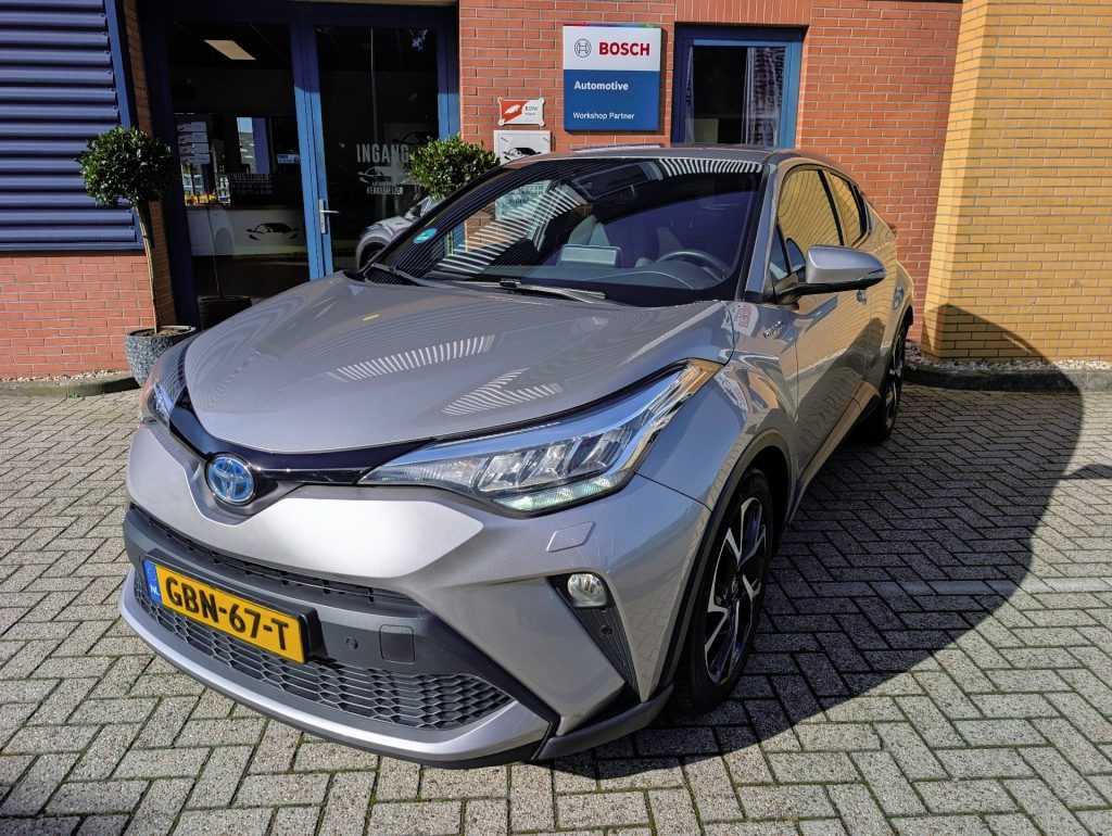 Toyota C-HR / C-HR+ 1.8 HYBRID EXECUTIVE,Trekhaak, PDC V+A, stoel+stuur verwarming, cruise