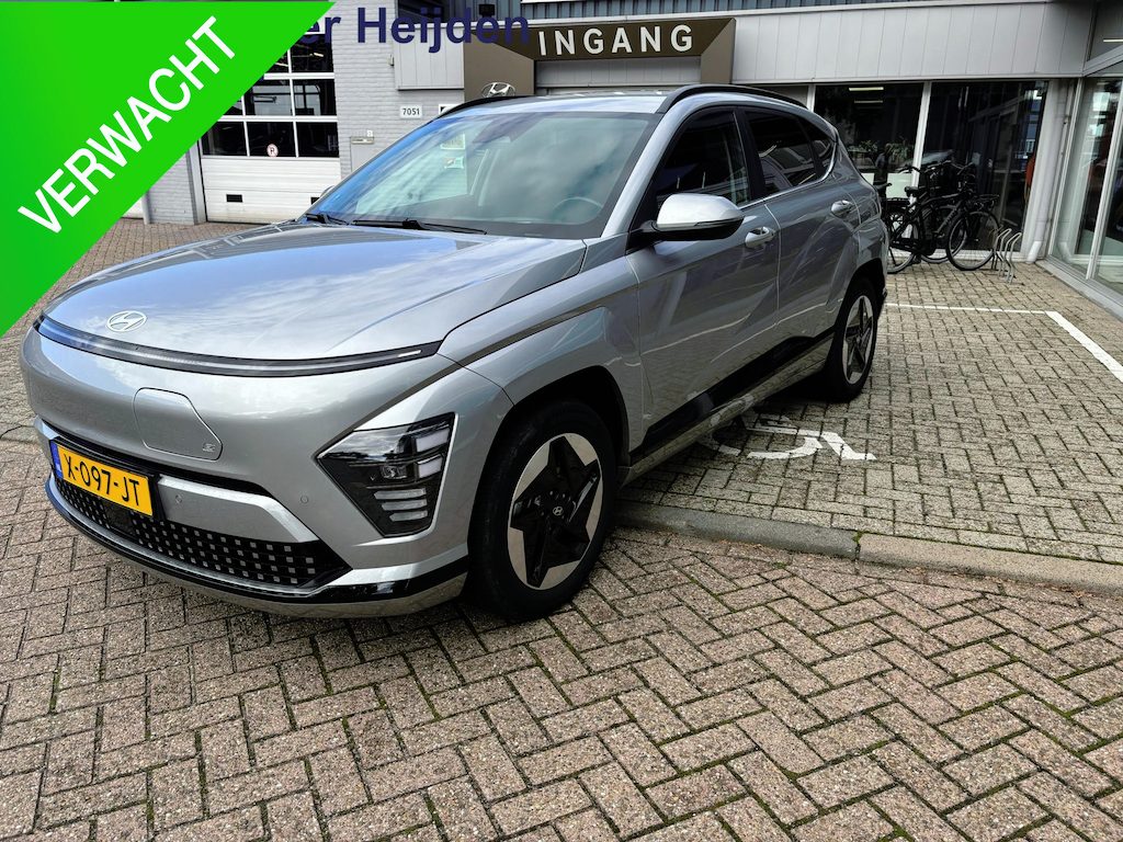 Hyundai Kona Electric Comfort Smart Limited 65.4 kWh Dode Hoek detectie | Stoel-En Stuurverwarming | Trekhaak | Warmtepomp