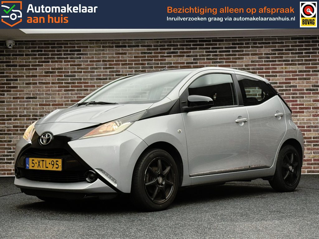 Toyota Aygo 1.0 VVT-i x-play