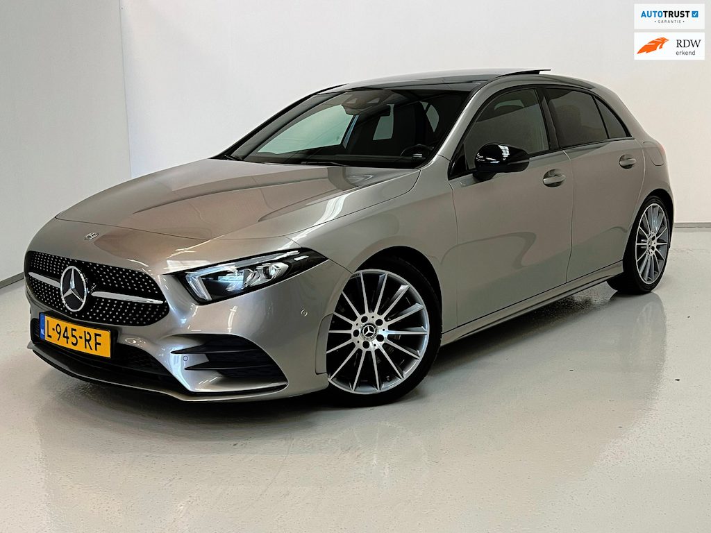Mercedes-Benz A-klasse 220 4MATIC / AMG / Pano / Sfeerverlichting