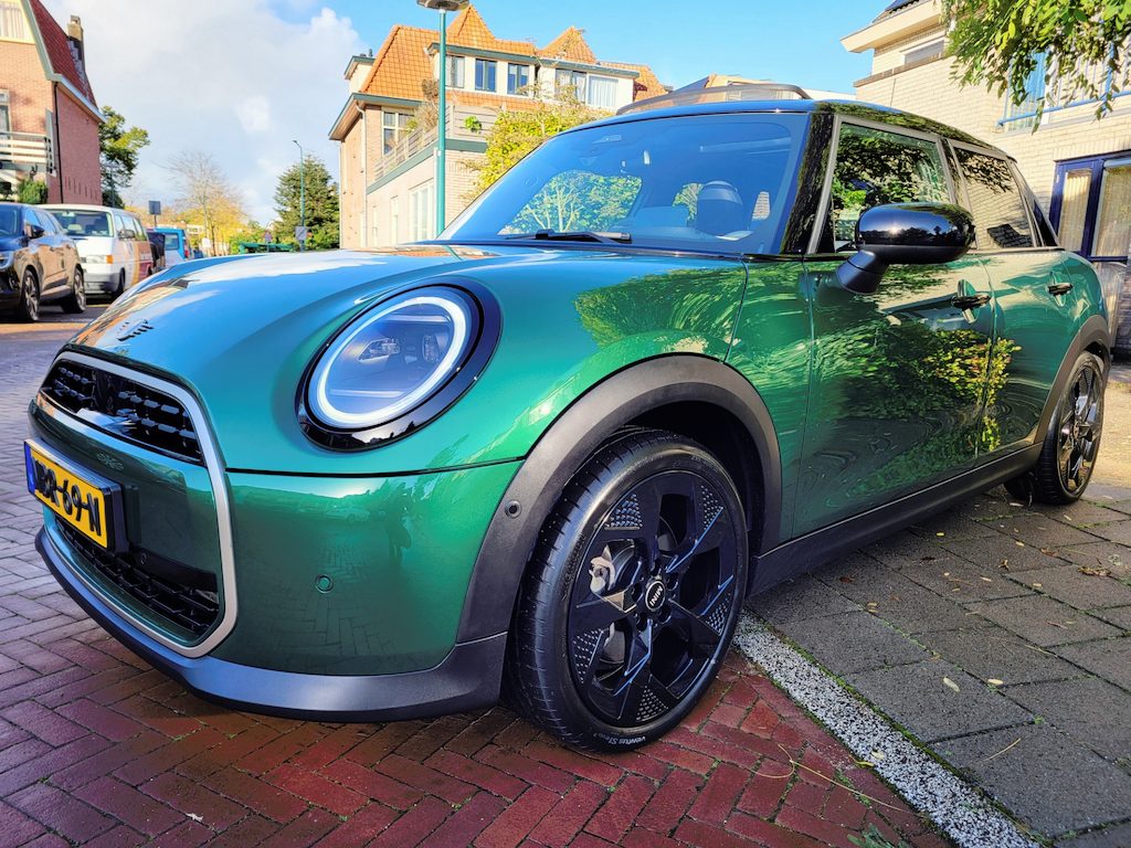 MINI Cooper 5-Deurs 1.5 C Classic S garantie mogelijk tm 2034