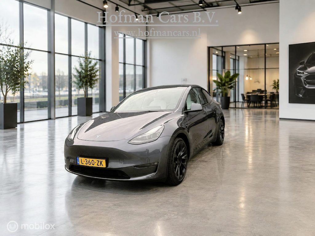 Tesla Model Y Long Range AWD 75 kWh | SOH 91% MOBA | Wit Interieur | Trekhaak 1.600 kg | 20” Zwarte Velgen | Warmtepomp