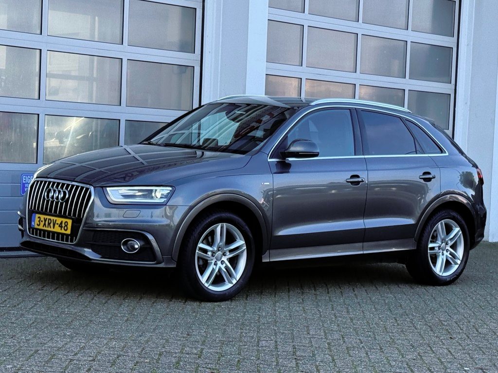 Audi Q3 1.4 TFSI 150PK AUT. S-line Xenon Navi Pdc Trekhaak Keurige auto!