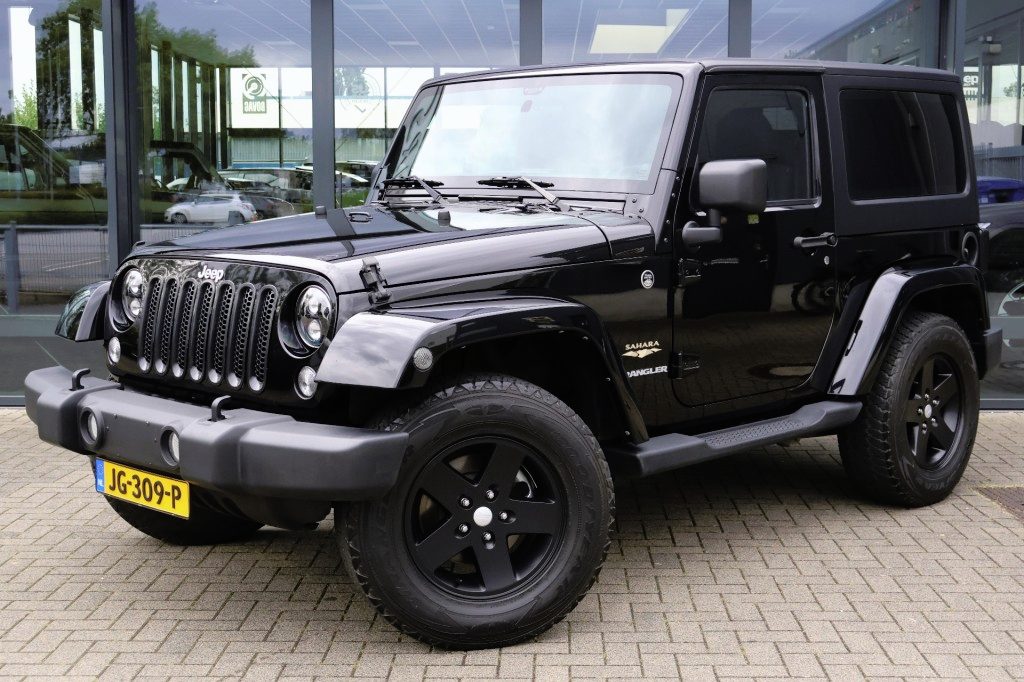 Jeep Wrangler 3.8i V6 4x4 JK 2 drs / Automaat / Hardtop / Trekhaak