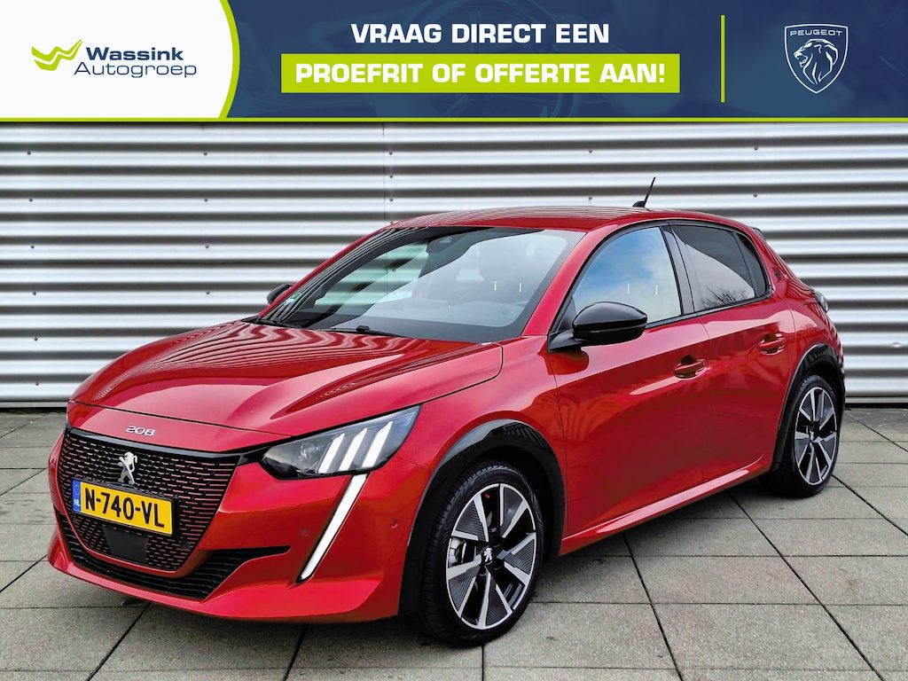 Peugeot e-208 EV GT Pack 50 kWh Navigatie | Camera | Adaptive Cruise Control | Stoelverwarming | Alcantara Bekleding