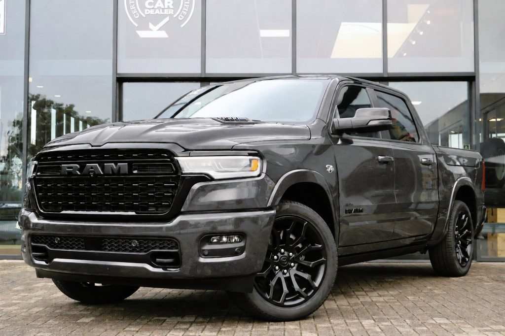 Dodge Ram 1500 5.7i V8 4x4 HEMI LIMITED / NEW MODEL 2026