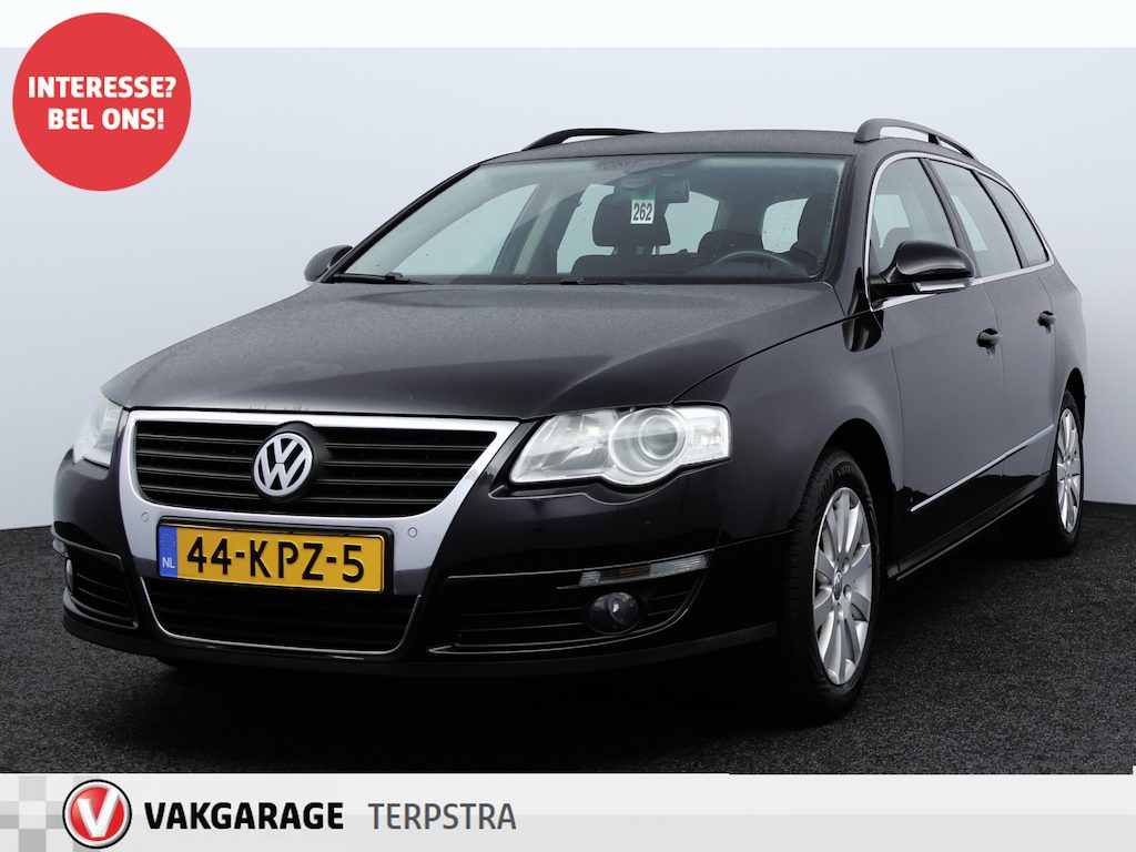 Volkswagen Passat Variant 1.4 TSI Comfortline BlueMotion/ Automaat!/ Trekhaak/ Navi/ Clima/ Cruise/ Elek. pakket/ Isofix/ Bluetooth/ Armsteun/ Multi. LEDER. Stuur/ Mistl./ PDC V+A/ Chroom/ Dakrails.