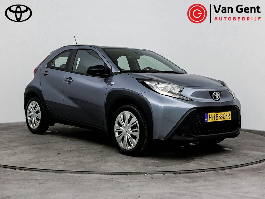 Toyota Aygo X 1.0 VVT-i MT Play | Apple Carplay / Android Auto | Adaptive Cruise | Airco | Camera | Rijstrooksensor