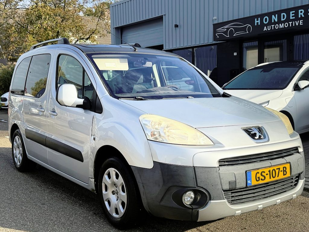 Peugeot Partner Tepee 1.6 XT | TREKHAAK | AIRCO | PANORAMADAK | 2X SCHUIFDEUR | EXPORT IS MOGELIJK