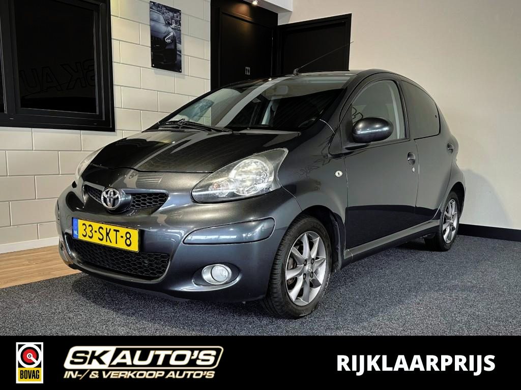 Toyota Aygo 1.0-12V DYN. NAV.l AUTOMAAT l UNIEK l NAVI l LMV l