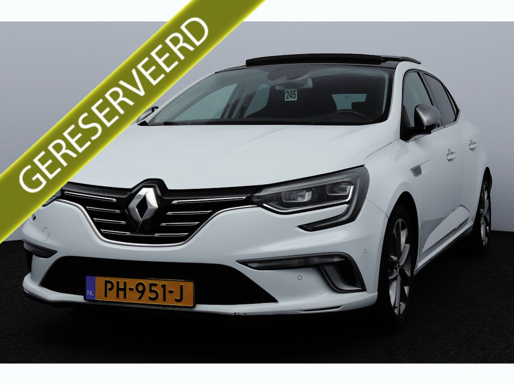 Renault Megane 1.2 TCe GT-Line/ 132pk!/ Trekhaak/ Apple + Android/ Panorama-Dak/ BOSE/ Stoelverw./ HUD/ Alcantara/ LED koplampen/ Keyless/ Camera/ Dode-Hoek DET./ Zwarte-Hemel/ Lane-Assist/ Cruise/ Ambient Light.