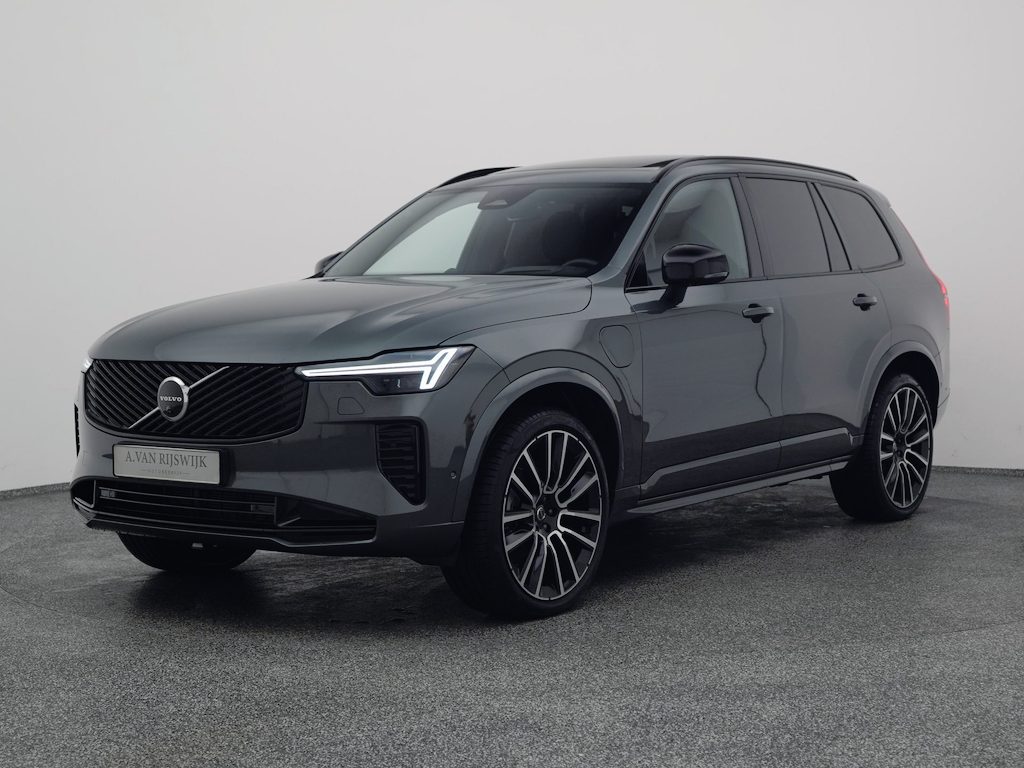 Volvo XC90 2.0 T8 Plug-in hybrid AWD Ultra Dark 7-Pers | PANO | 360° | B&W | 22 Inch | MEMORY | LUCHTVERING | STOELMASSAGE | STOELVENT. | STOEL- EN STUURVERW. | TREKHAAK