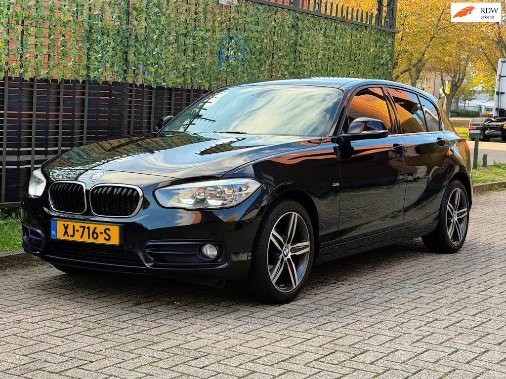 BMW 1-Serie 116d 116pk AUT 2015 Zwart CRUISE|TREKHAAK|2E EIGENAAR