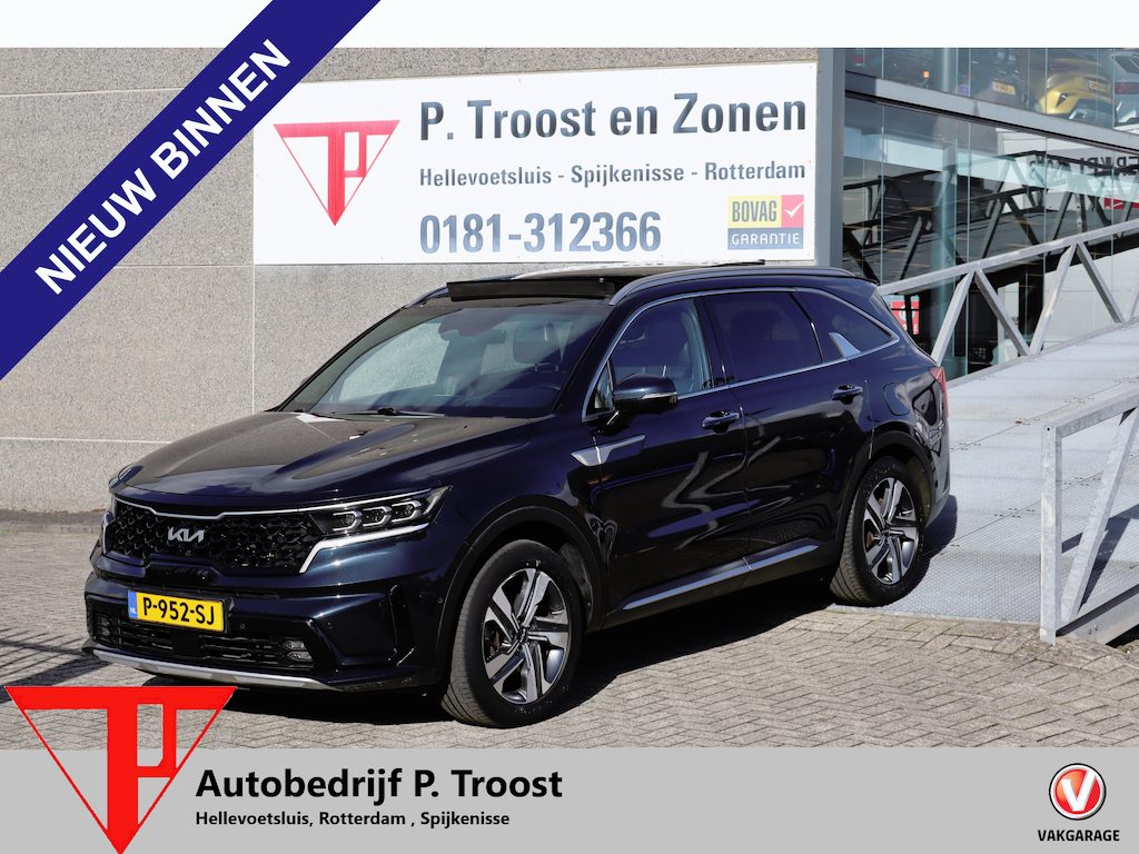 Kia Sorento 1.6 T-GDI Hybrid 2WD ExecutiveLine 7p. Orig. NL/Panoramadak/Apple carplay/360 graden camera/Stoelverwarming voor en achter/Stoelventilatie/Bose audio/Adaptieve cruise control/Lane assist