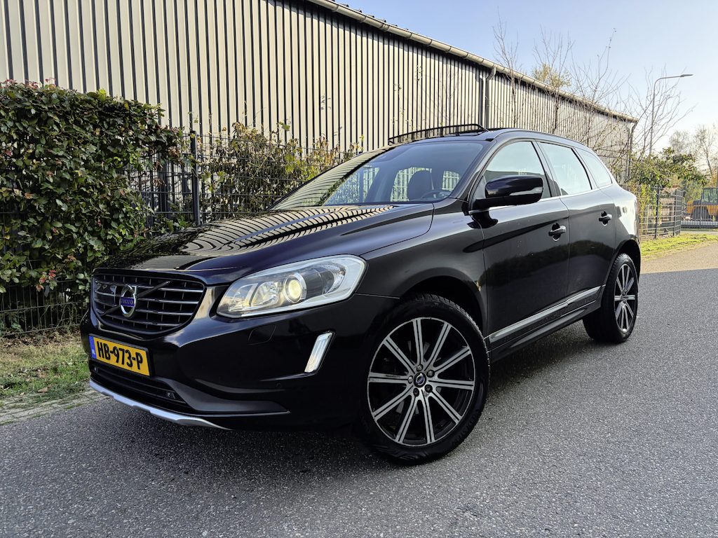Volvo XC60 2.0 D4 FWD Ocean Race / AUTOMAAT / BLIS / PANORAMADAK / HARMAN KARDON / LEER / CRUISE