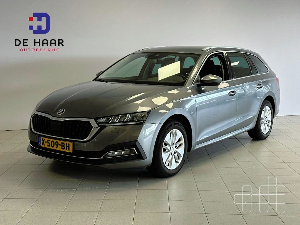 Skoda Octavia 1.0 e-TSI Ambition - Trekhaak - Stoelverwarming - Navigatie
