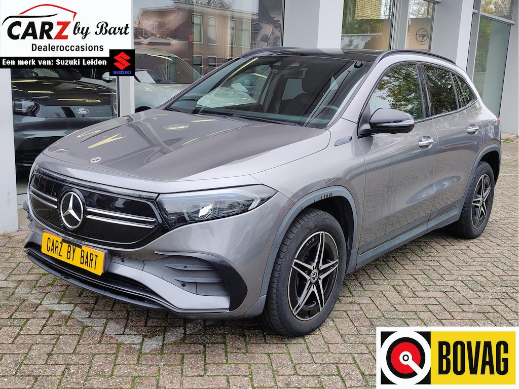 Mercedes-Benz EQA 300 4MATIC AMG LINE 67 kWh Pano | Head Up Display | Memory Seats | Dodehoekdetectie | Trekhaak