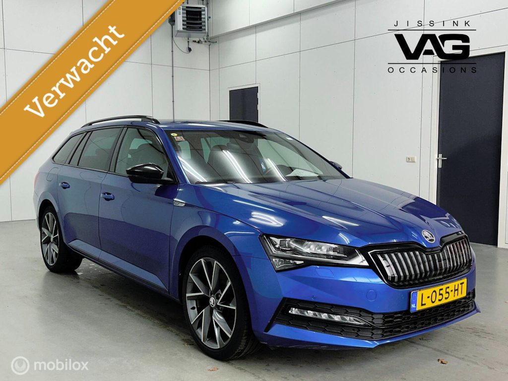 Skoda Superb Combi 1.4 TSI iV Sportline Trekhaak LED Camera PDC
