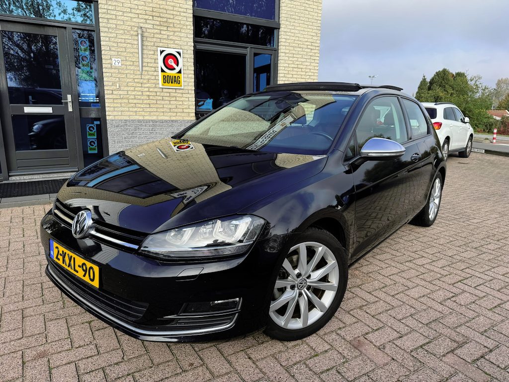Volkswagen Golf 1.4 TSI Highline- automaat-pano-leer-nav