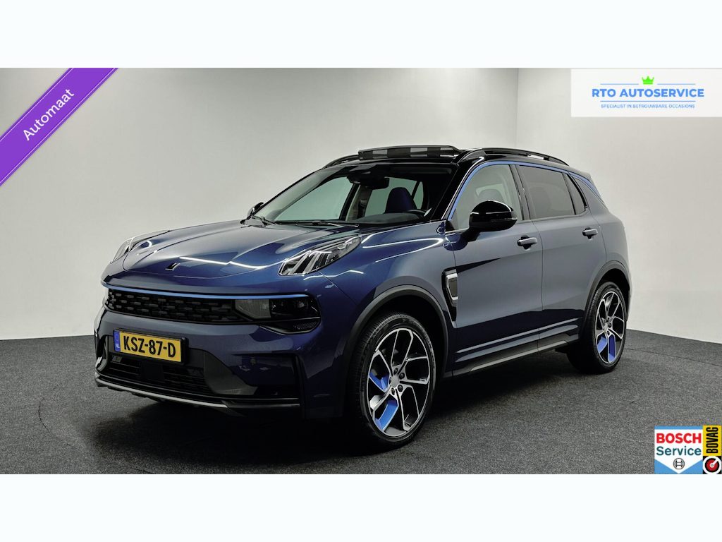 Lynk & Co 01 1.5 PANO ACC CAMERA VIRTUAL COCKPIT CARPLAY