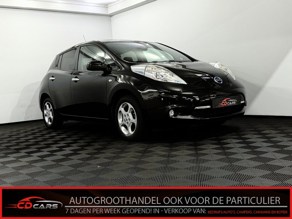 Nissan Leaf Acenta Camera, Navi, Clima, Keyless start, Cruise control, Mistlamp, Lichtmetalen velgen