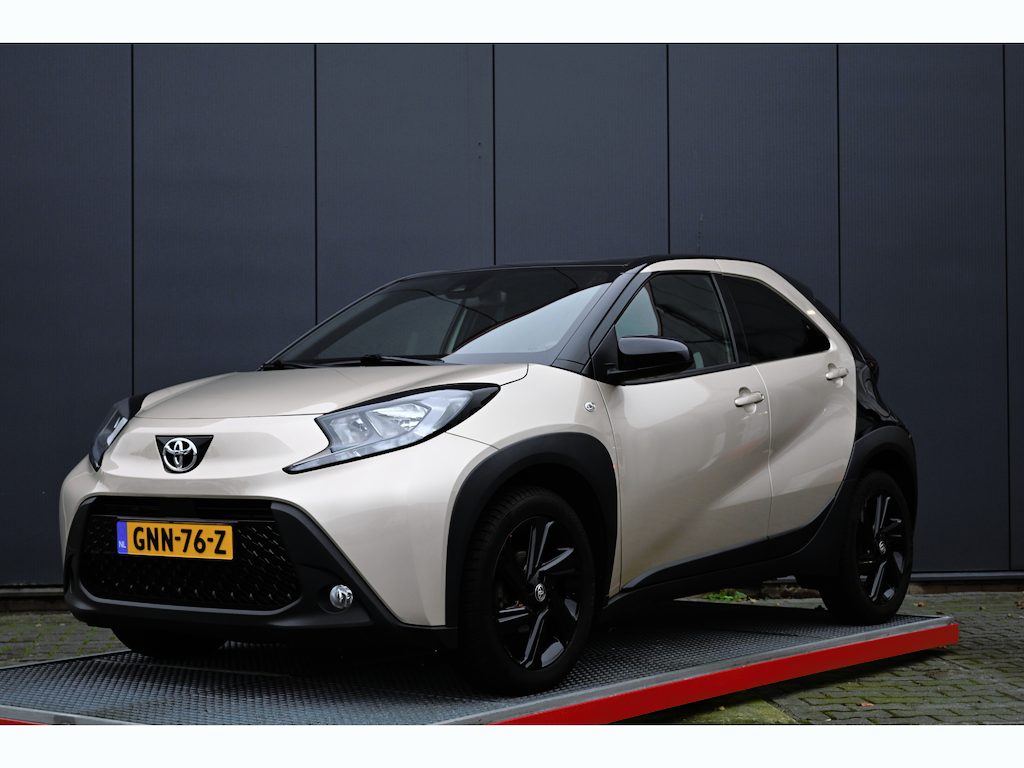 Toyota Aygo X 1.0 VVT-i S-CVT first automaat carplay cruise camera stoelverwarming