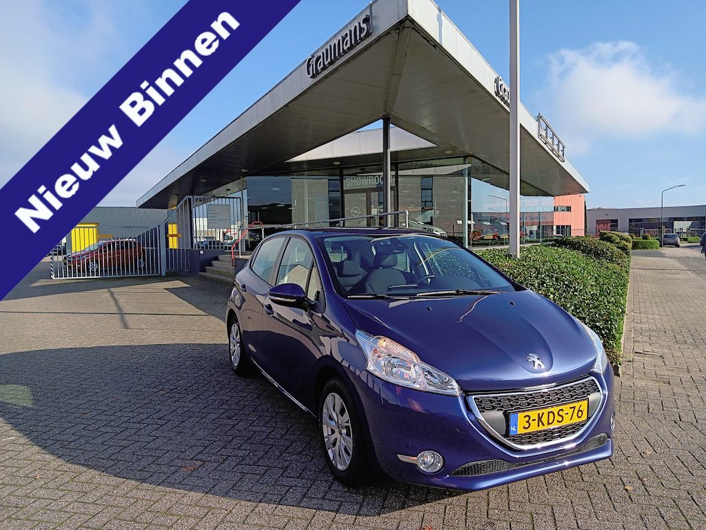 Peugeot 208 1.2 VTi Envy, Clima, Cruisecontrol, Navigatie, PDC etc. incl. 12 maanden BOVAG