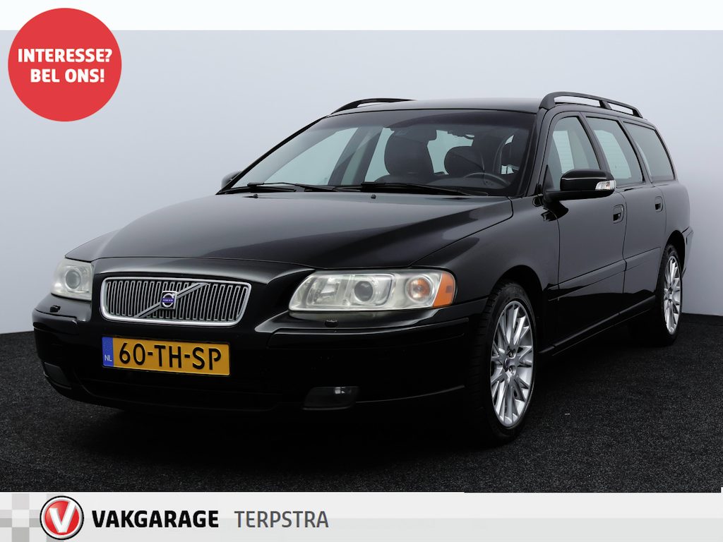 Volvo V70 2.0T Edition II Sport/ D-Riem verv: 337.000 KM!/ Trekhaak/ Navi/ Bi-Xenon/ Stoelverw./ Leder/ Navi/ Clima/ Cruise/ Elek. pakket/ Armsteun/ Multi. LEDER. Stuur/ Mistl./ PDC/ Dakspoiler.