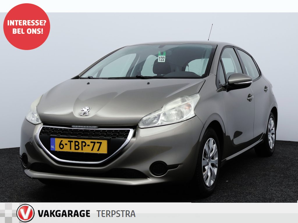 Peugeot 208 1.2 VTi Active/ D-Riem verv: 127.000 KM!/ Trekhaak/ 5-Drs/ Airco/ Cruise/ Elek. pakket/ Isofix/ Bluetooth/ Armsteun/ Multi. Stuur/ Mistl./ Dagrijverl.