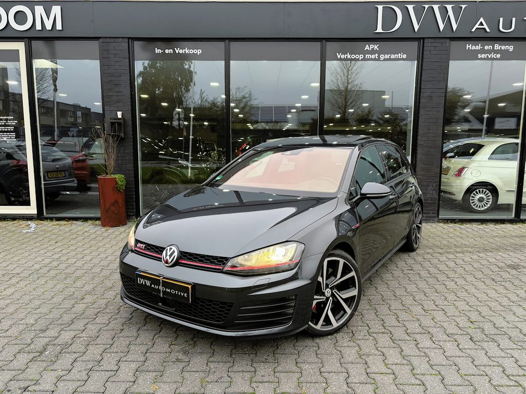Volkswagen Golf 2.0 TSI GTI Performance, Pano, Automaat