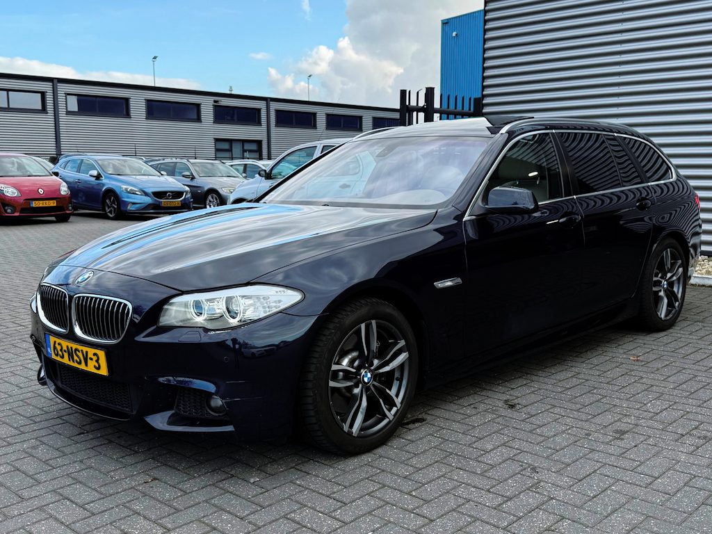 BMW 5-Serie Touring 528i High Executive