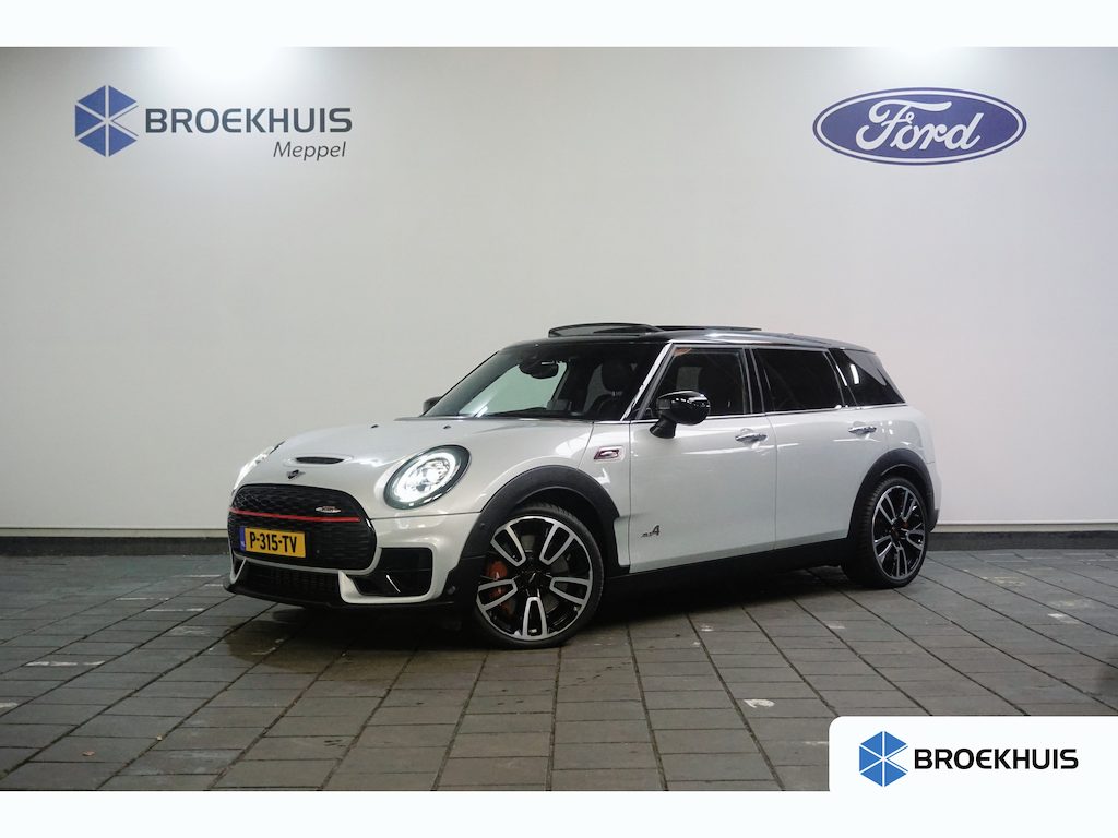 MINI Clubman 2.0 JCW ALL4 Chili | Panoramadak | Adaptive Cruise | Head-Up | Camera | Harman Kardon | Apple Carplay |