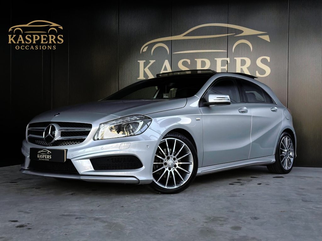 Mercedes-Benz A-klasse 180 Ambition Comfort |AMG|Pano|Xenon|NAP|