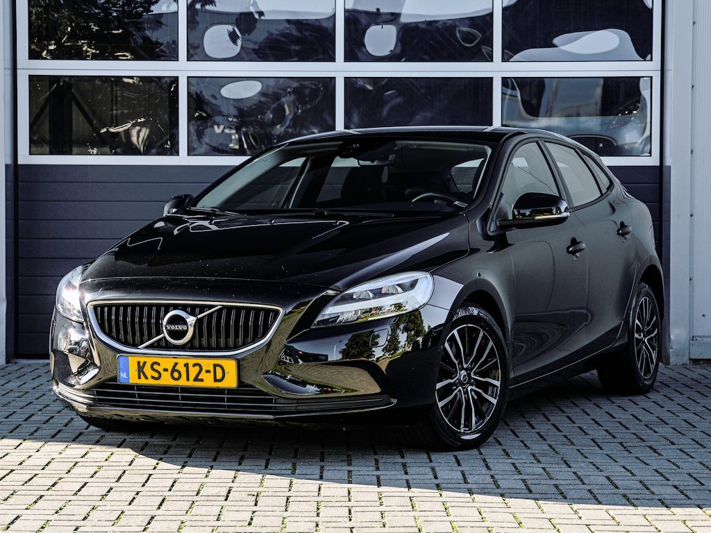 Volvo V40 2.0 T2 Nordic+ | Full LED | Navi | Stoelverwarming | Cruise control | PDC | Climate control | Trekhaak