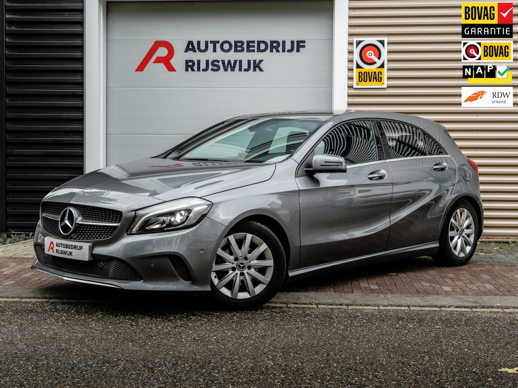 Mercedes-Benz A-klasse 180 d Business Solution Stoelverwarming/Camera