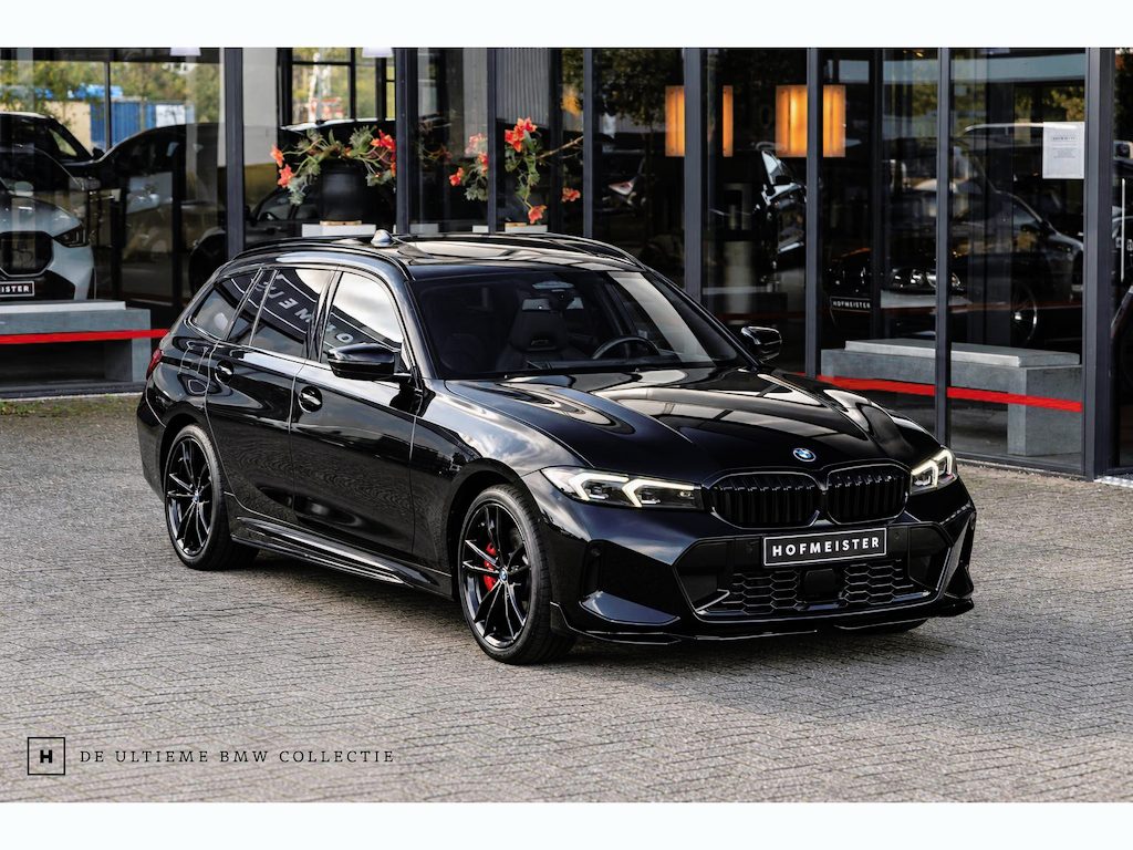 BMW 3-Serie Touring 330e xDrive M-Sport Pro | M-Stoelen | Pano | HUD