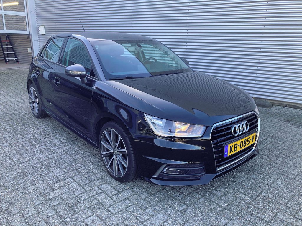 Audi A1 Sportback 1.0 95 pk TFSI Adrenalin S Line Navigatie Cruise Control